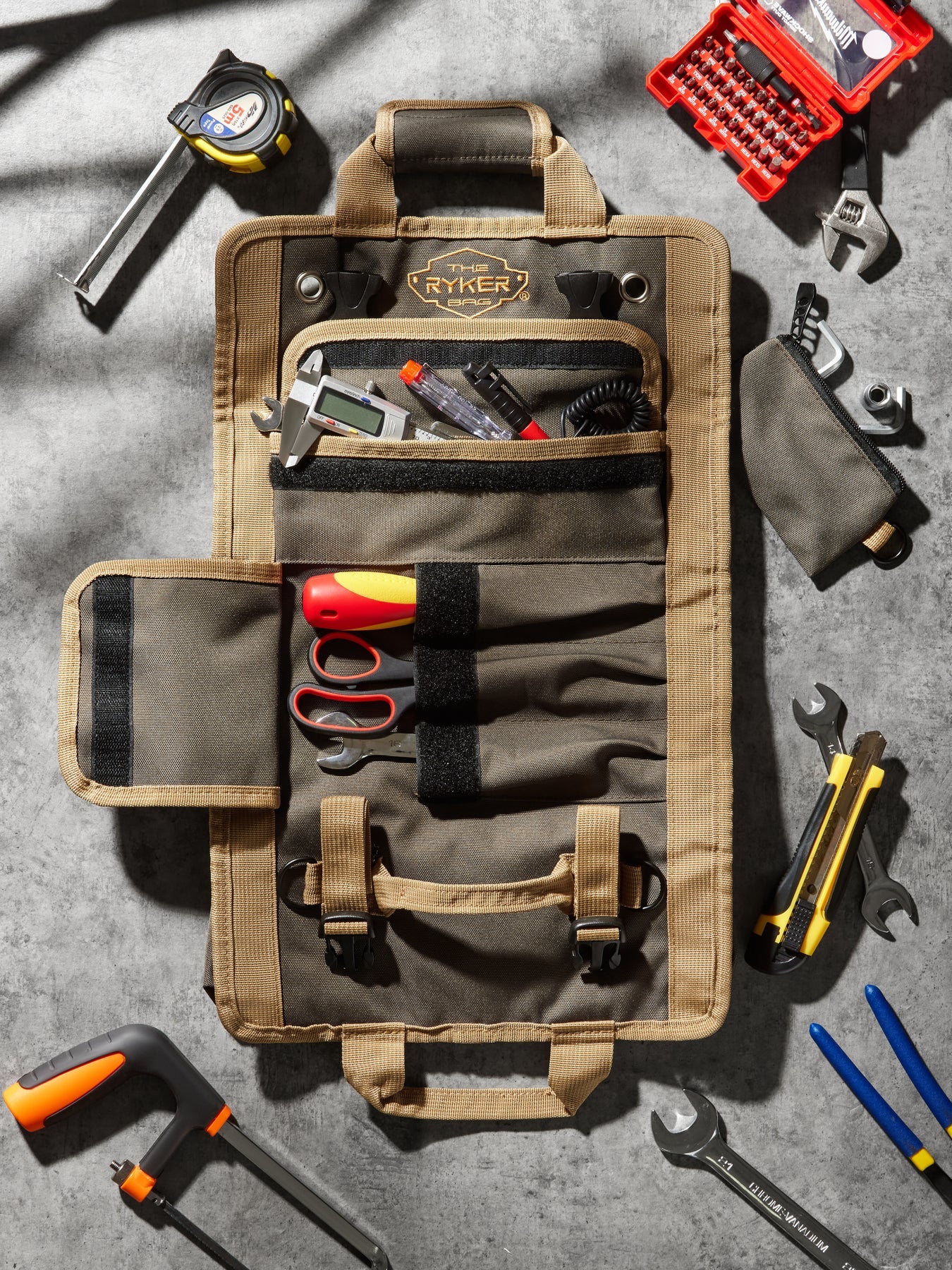 Accessible Pockets Tool Roll Organizer with 2 Detachable Pouches